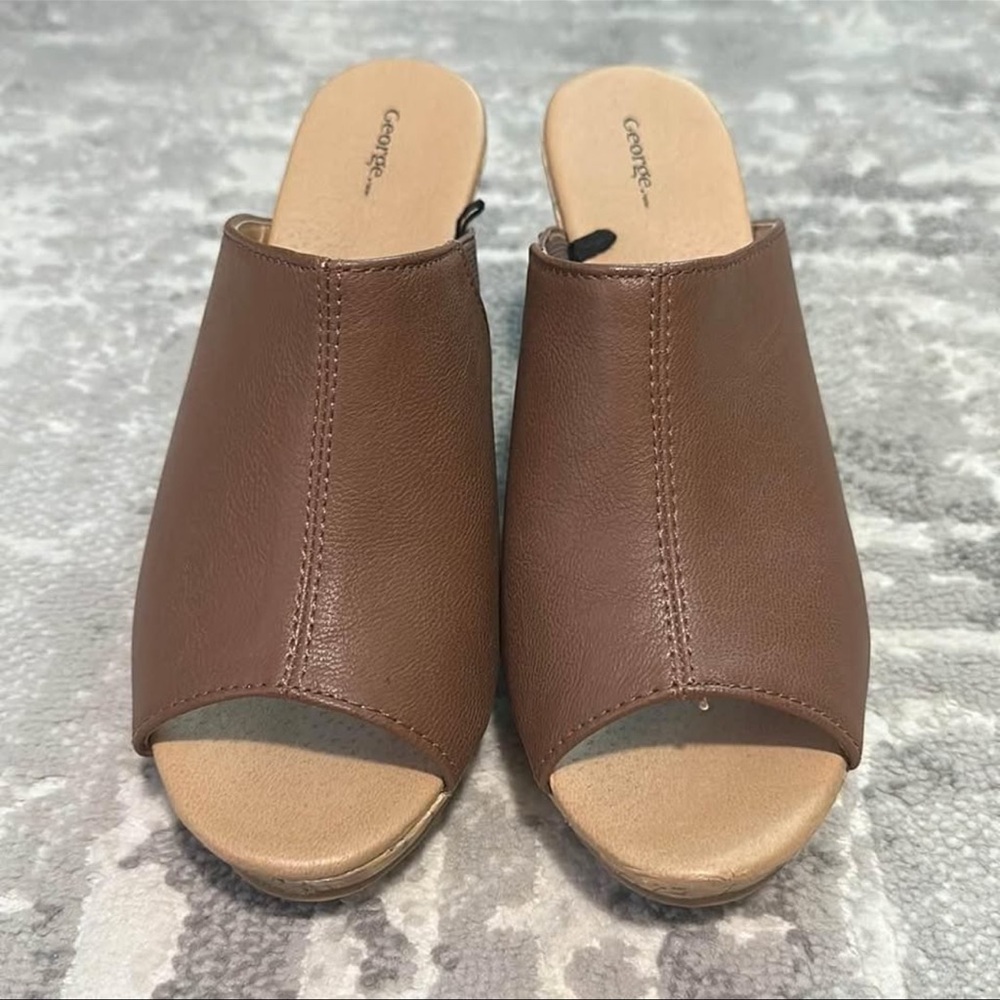 George Women's Tan Open-Toe Mules